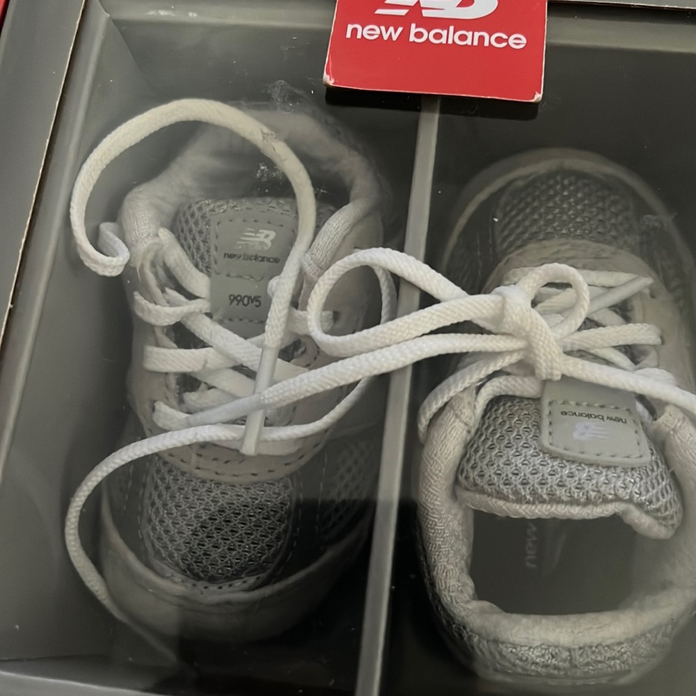 Baby crib shoes